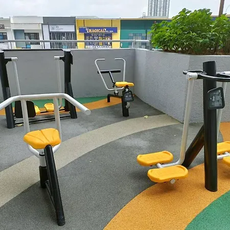 Sky Trees Netflix & Facilities With Balcony Apartment Johor Bahru Exterior photo