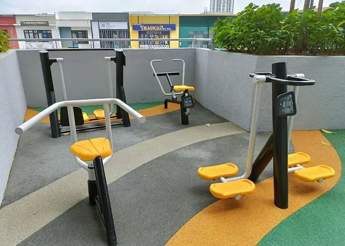 Sky Trees Netflix & Facilities With Balcony
