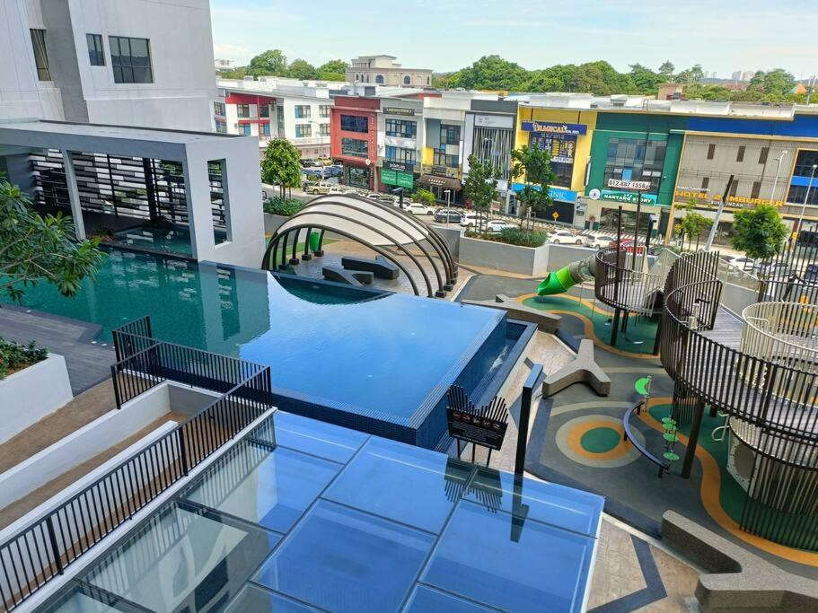 Apartment Sky Trees Netflix & Facilities With Balcony *