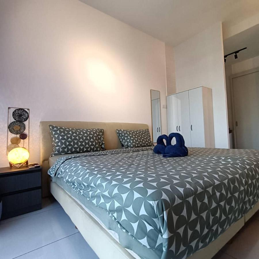 Sky Trees Netflix & Facilities With Balcony * Johor Bahru