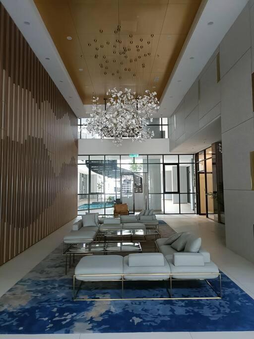 Sky Trees Netflix & Facilities With Balcony * Johor Bahru