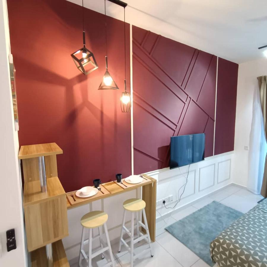 Sky Trees Netflix & Facilities With Balcony Johor Bahru